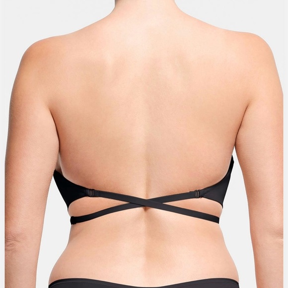 SKIMS Black Multi-Way Bra - Picture 3 of 10
